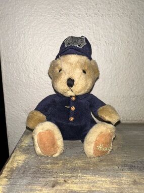 Vintage 7” Harrods Police Bear